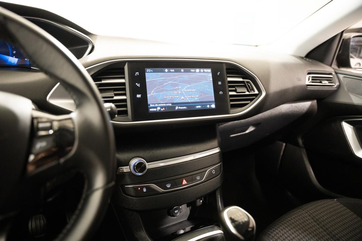 peugeot-308-2020-gasolina-1199cc