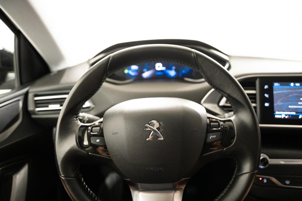 peugeot-308-2020-gasolina-1199cc