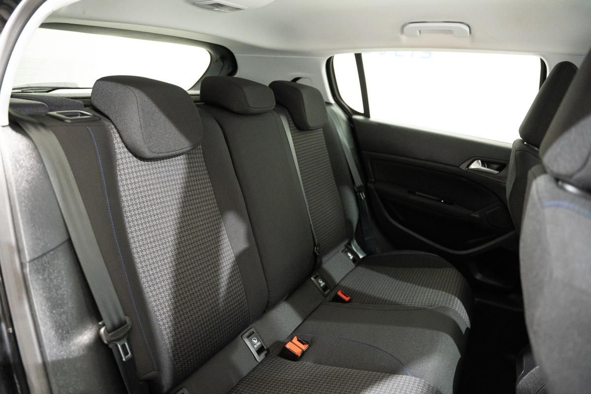 peugeot-308-2020-gasolina-1199cc