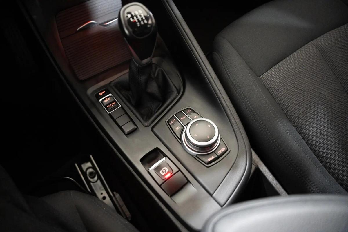 bmw-x1-sdrive18d-2022-diesel-1995cc