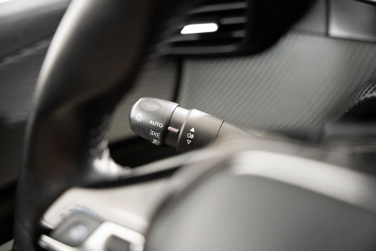 peugeot-208-2020-gasolina-1199cc