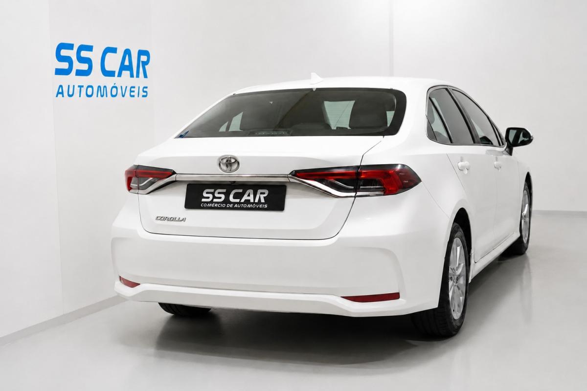 toyota-corolla-2023-gasolina-125cc