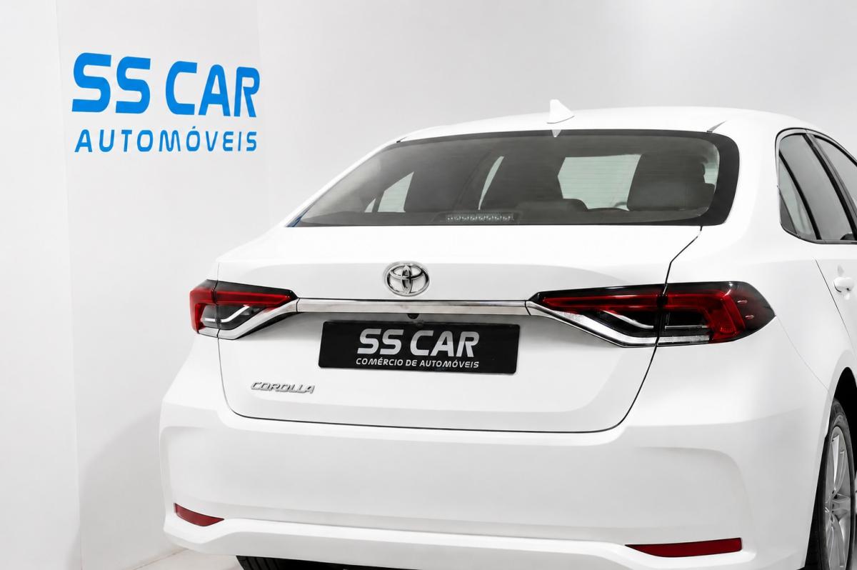 toyota-corolla-2023-gasolina-125cc