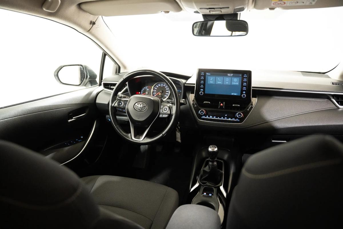 toyota-corolla-2023-gasolina-125cc