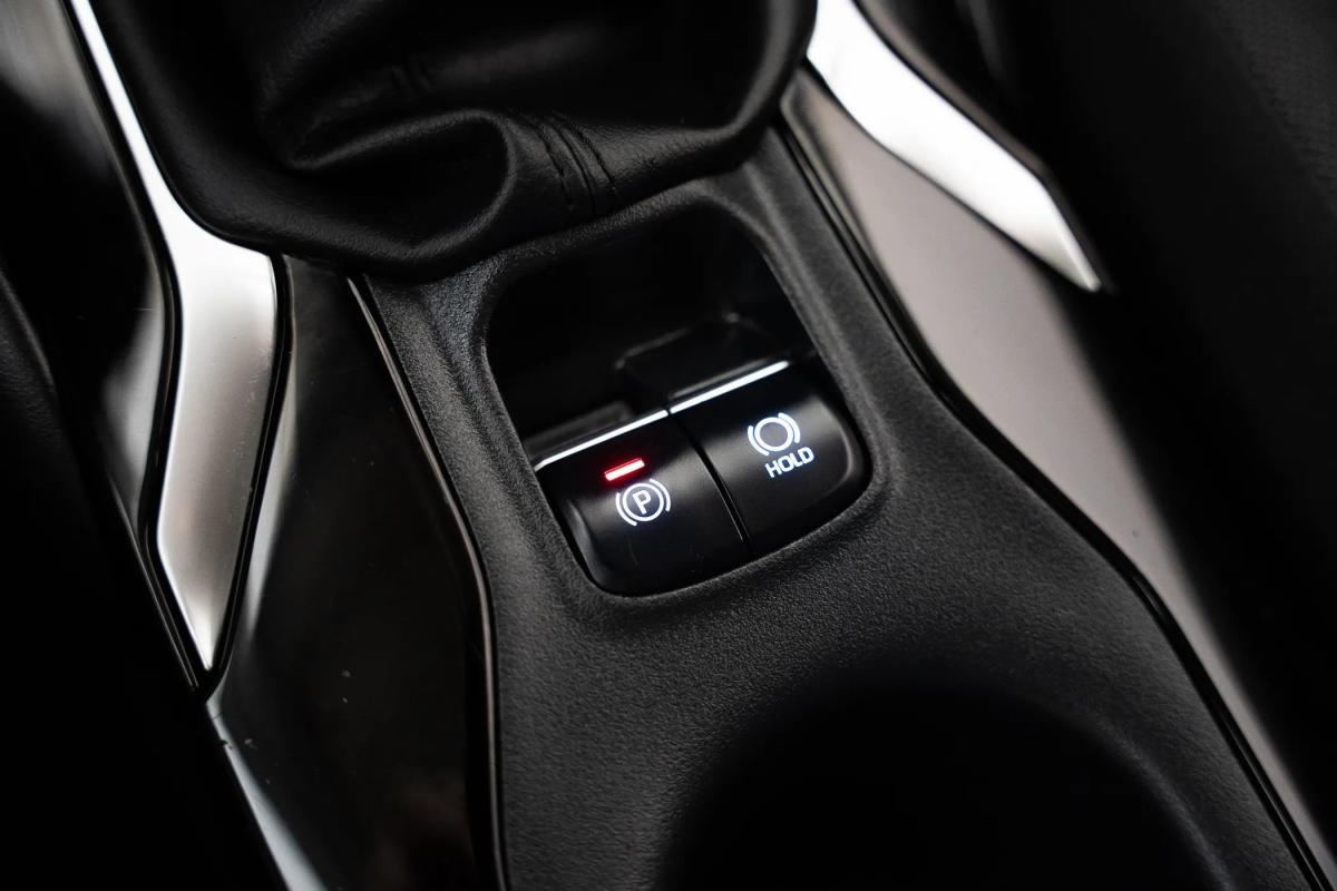toyota-corolla-2023-gasolina-125cc