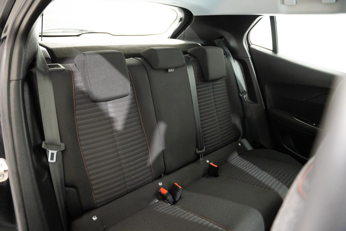 peugeot-2008-2021-gasolina-1199cc