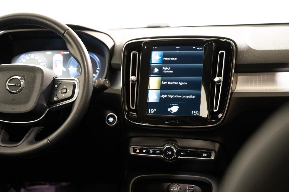 volvo-xc40-2021-hibrido-a-gasolina-1477cc