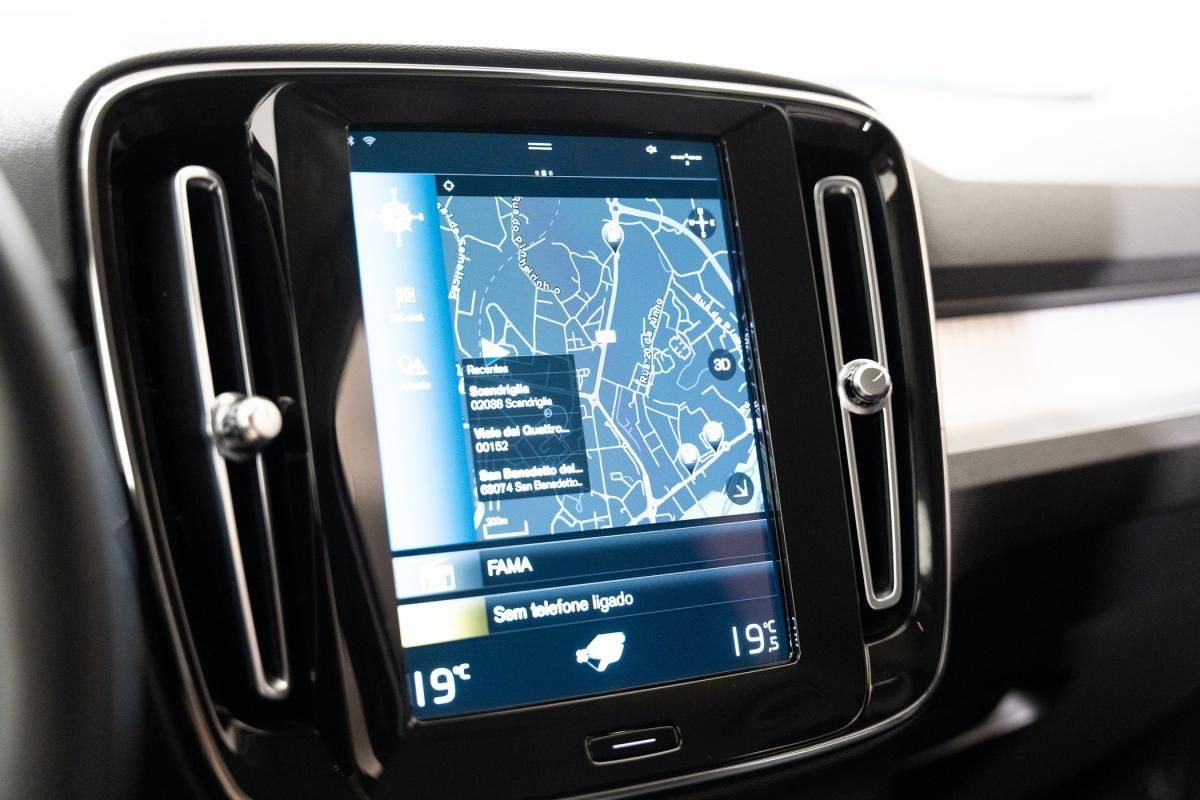 volvo-xc40-2021-hibrido-a-gasolina-1477cc