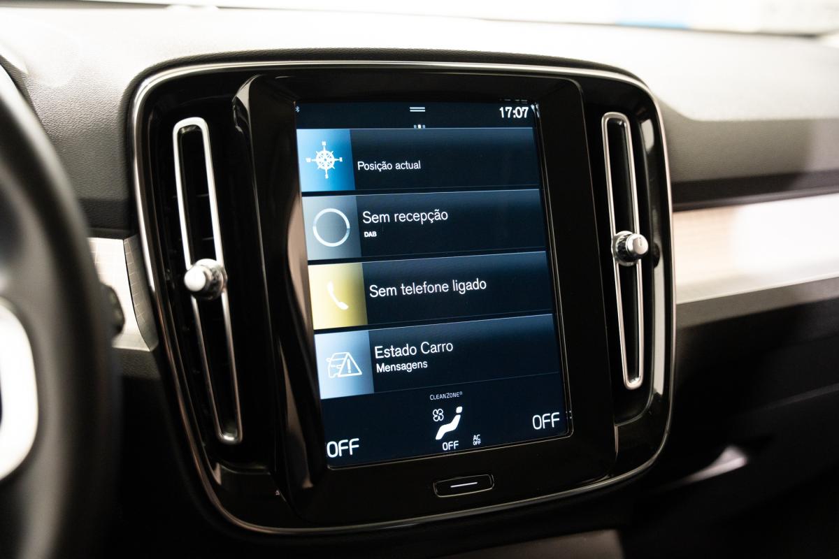 volvo-xc40-2021-hibrido-a-gasolina-1477cc