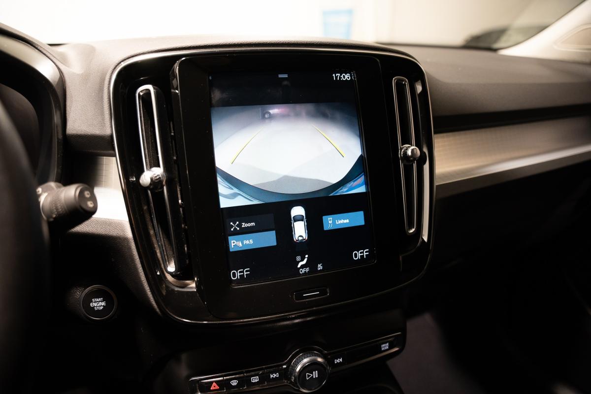 volvo-xc40-2021-hibrido-a-gasolina-1477cc