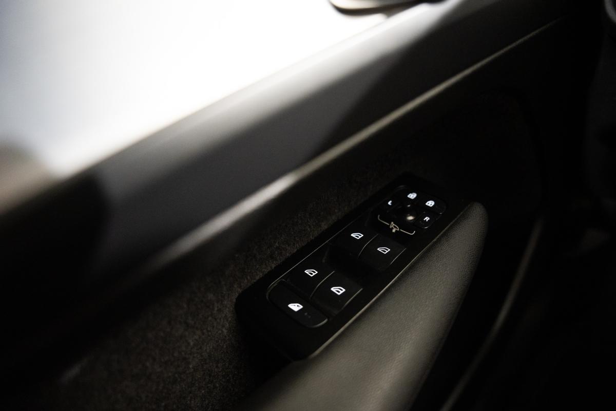 volvo-xc40-2021-hibrido-a-gasolina-1477cc