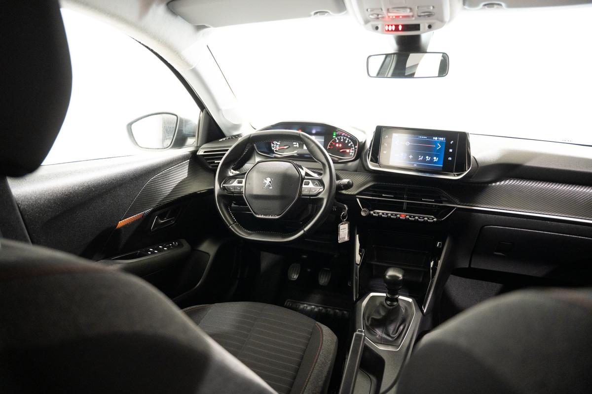 peugeot-208-2021-gasolina-1199cc