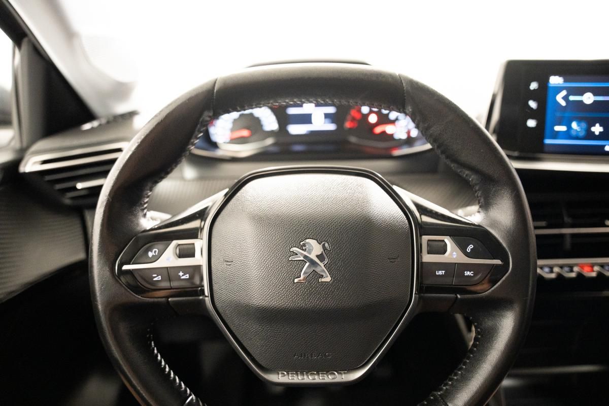 peugeot-208-2021-gasolina-1199cc