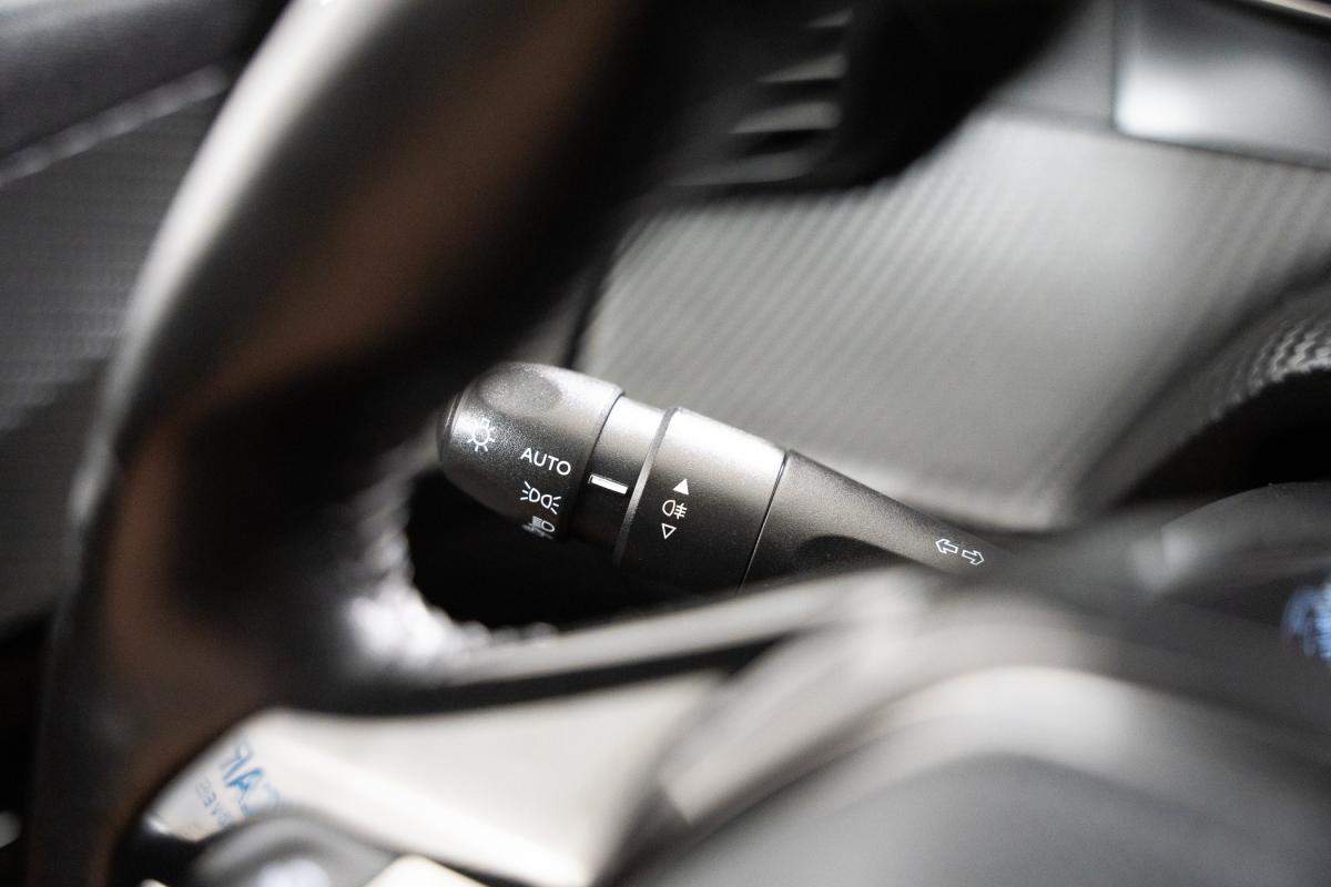 peugeot-208-2021-gasolina-1199cc