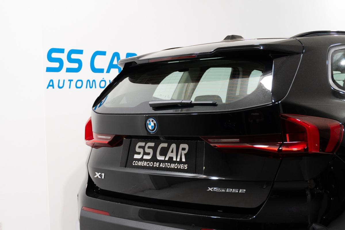 bmw-x1-2023-hibrido-a-gasolina-1499cc