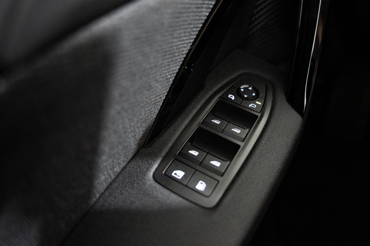 bmw-x1-2023-hibrido-a-gasolina-1499cc