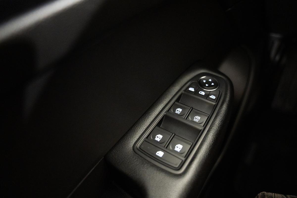 renault-arkana-2023-hibrido-a-gasolina-1598cc