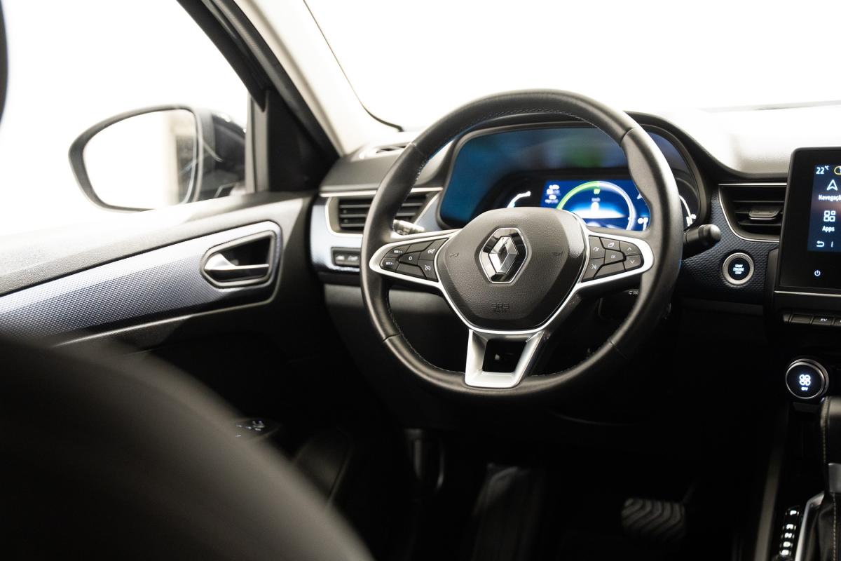 renault-arkana-2023-hibrido-a-gasolina-1598cc