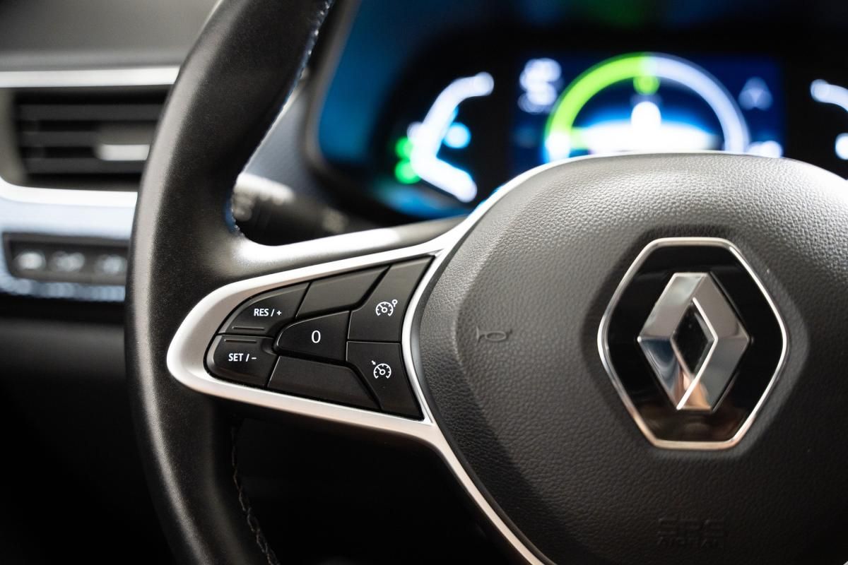 renault-arkana-2023-hibrido-a-gasolina-1598cc