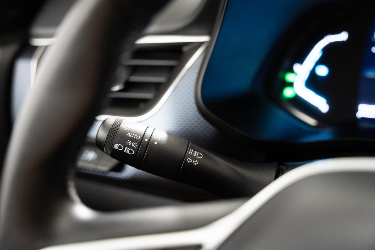 renault-arkana-2023-hibrido-a-gasolina-1598cc