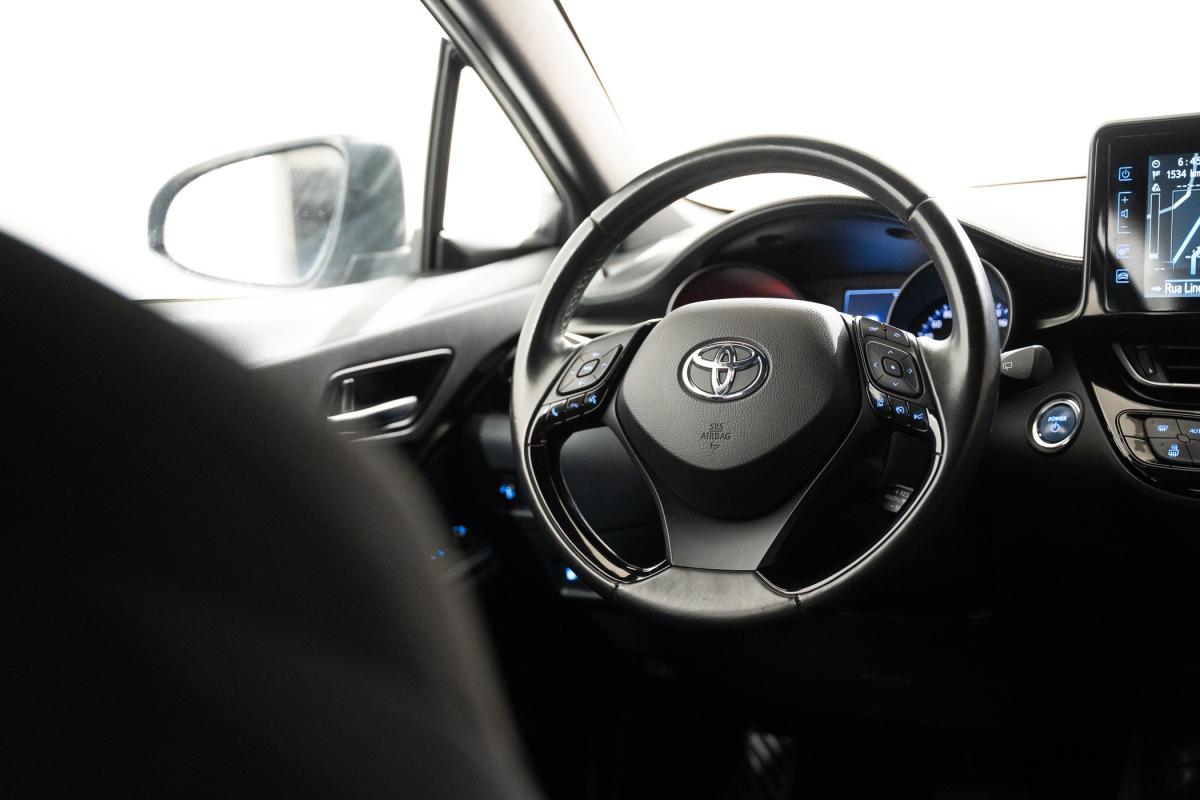 toyota-c-hr-2019-hibrido-a-gasolina-1798cc