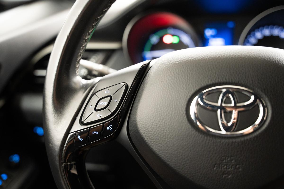 toyota-c-hr-2019-hibrido-a-gasolina-1798cc