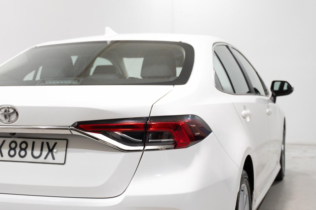 toyota-corolla-2022-gasolina-1490cc