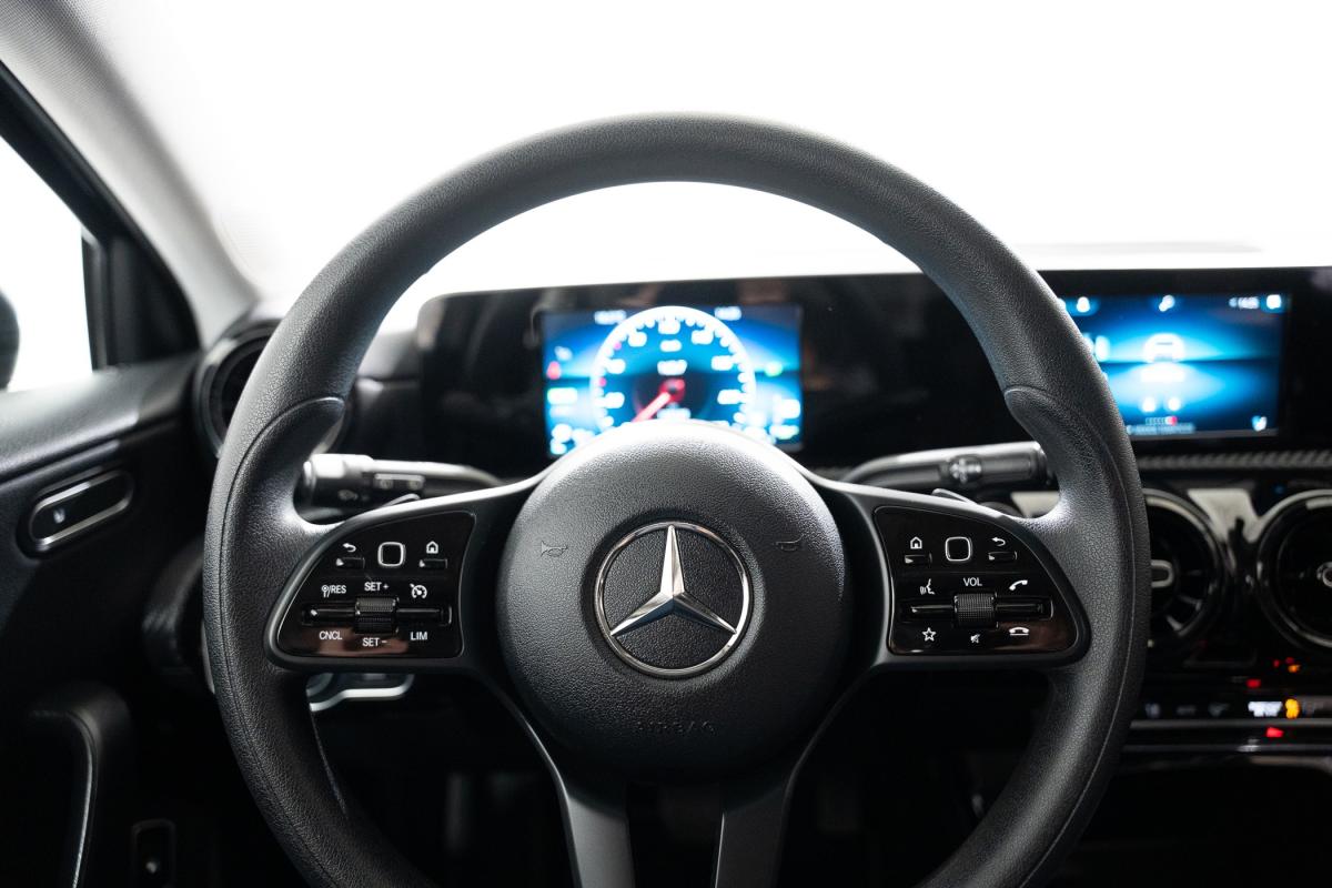 mercedes-benz-classe-a-2021-hibrido-a-gasolina-1332cc
