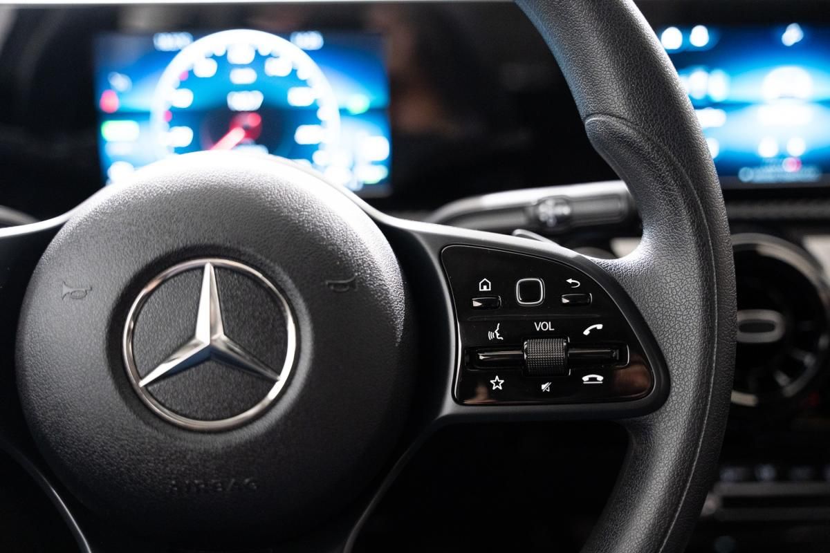 mercedes-benz-classe-a-2021-hibrido-a-gasolina-1332cc