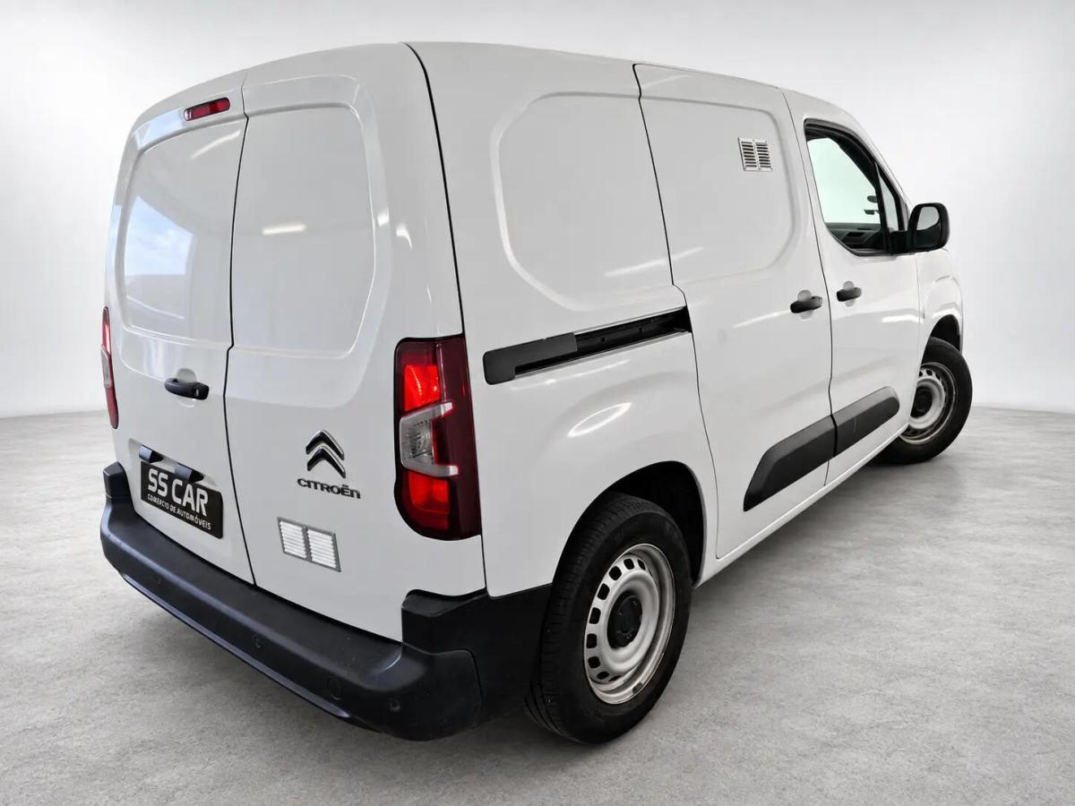 citroen-berlingo-2021-diesel-1499cc