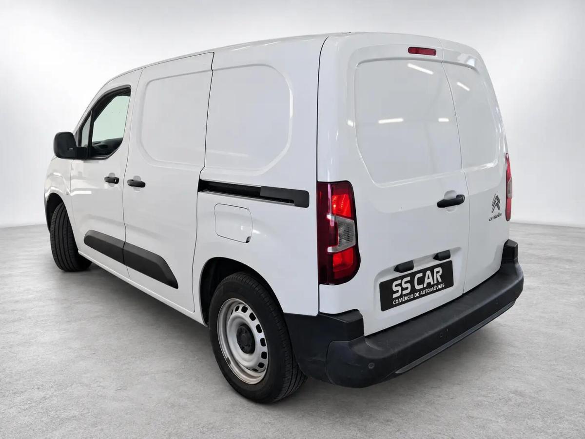 citroen-berlingo-2021-diesel-1499cc