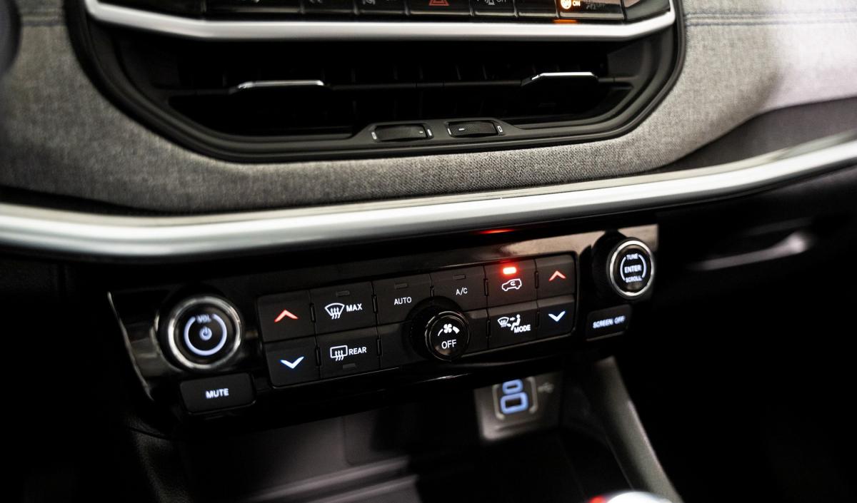 jeep-compass-2021-gasolina-1332cc