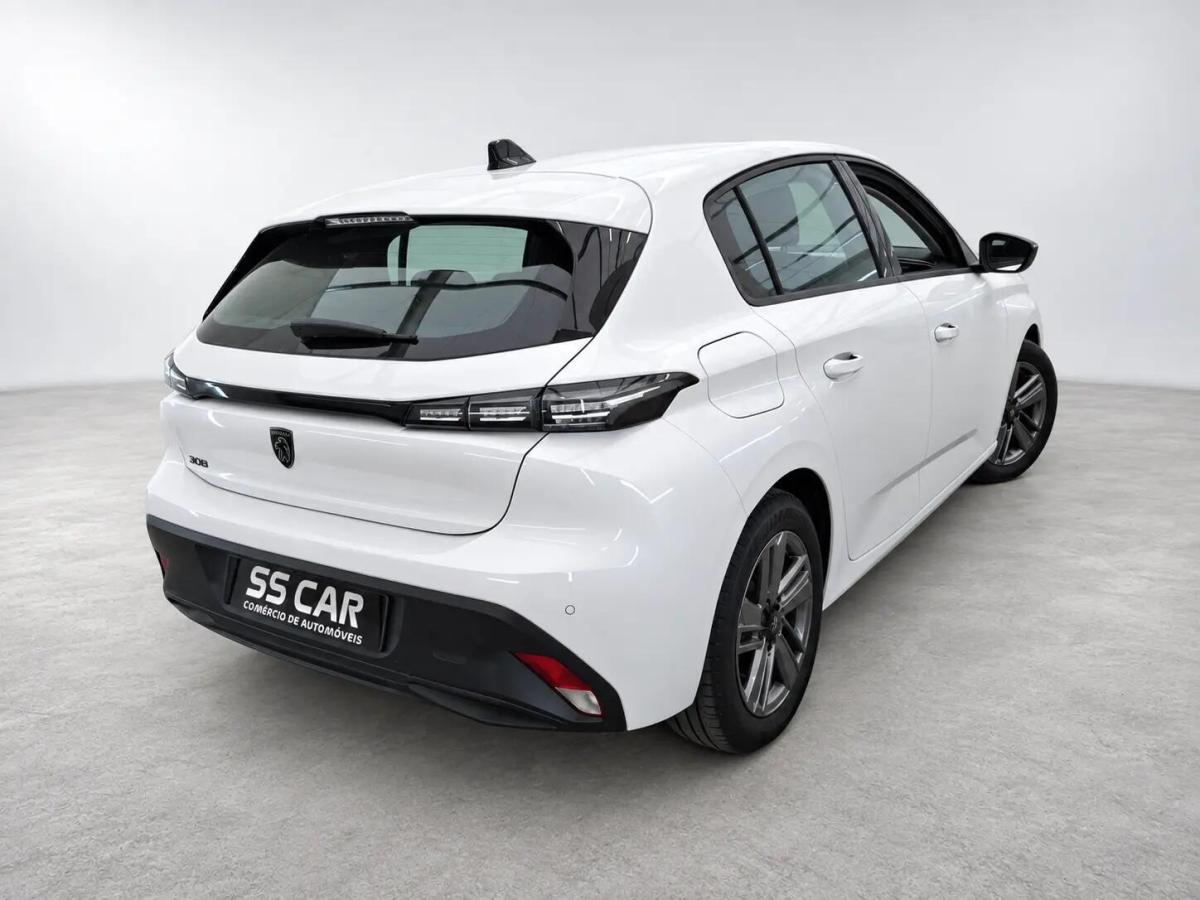 peugeot-308-2023-gasolina-1199cc