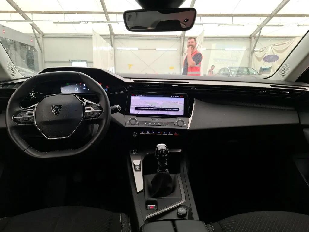 peugeot-308-2023-gasolina-1199cc