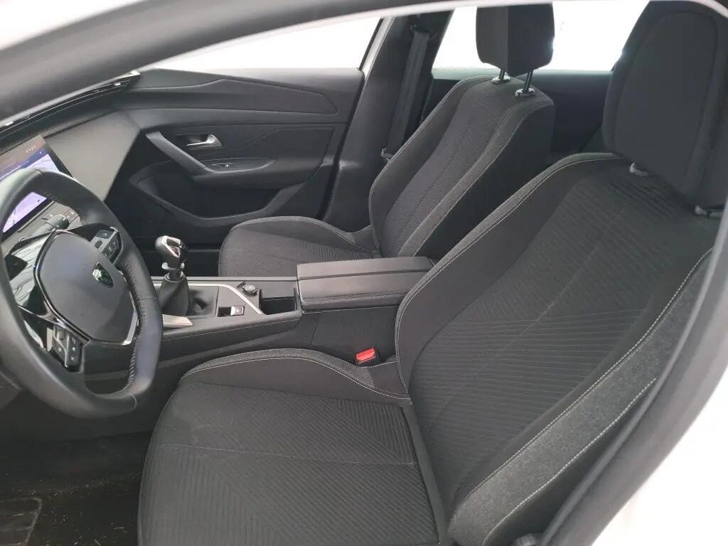 peugeot-308-2023-gasolina-1199cc