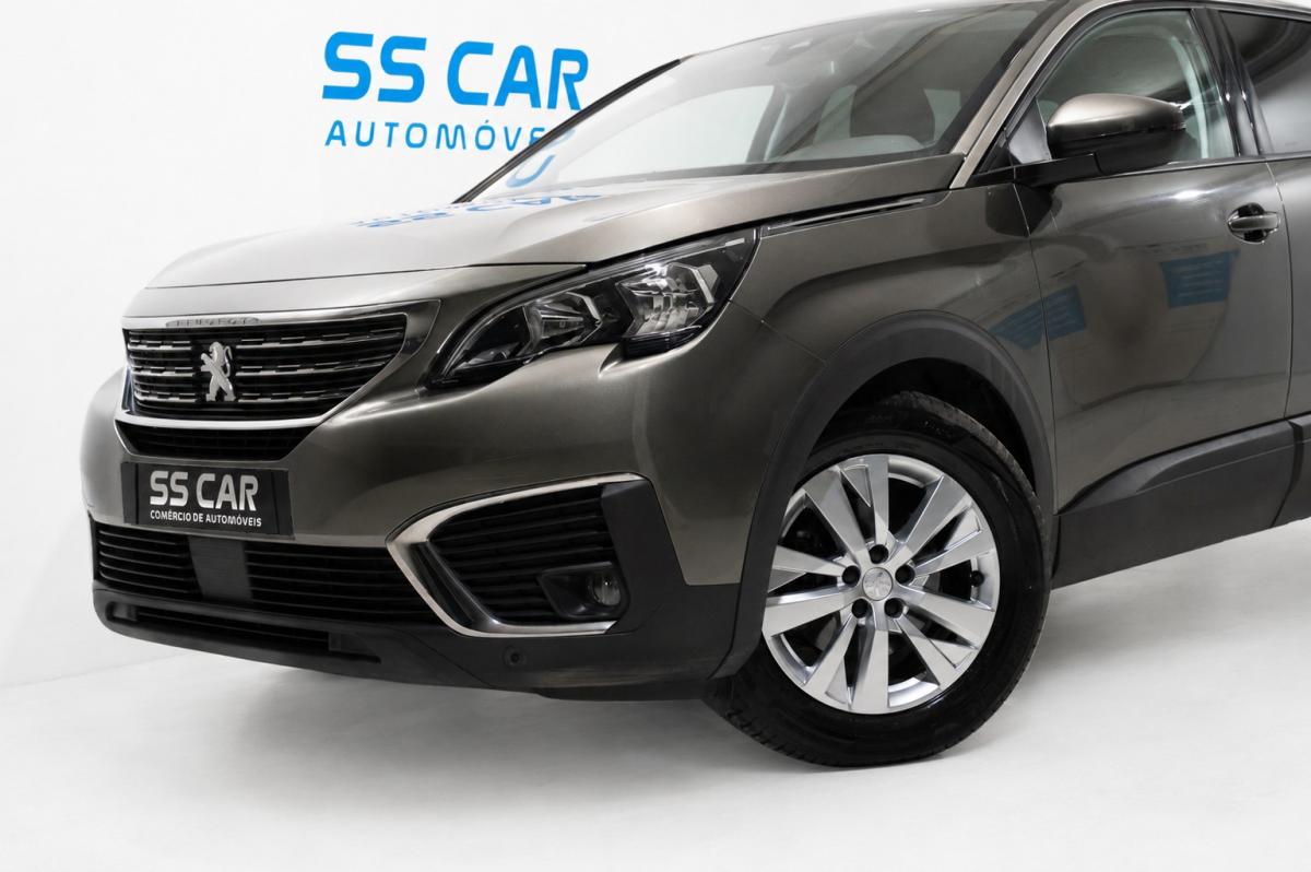 peugeot-5008-2019-gasolina-1199cc