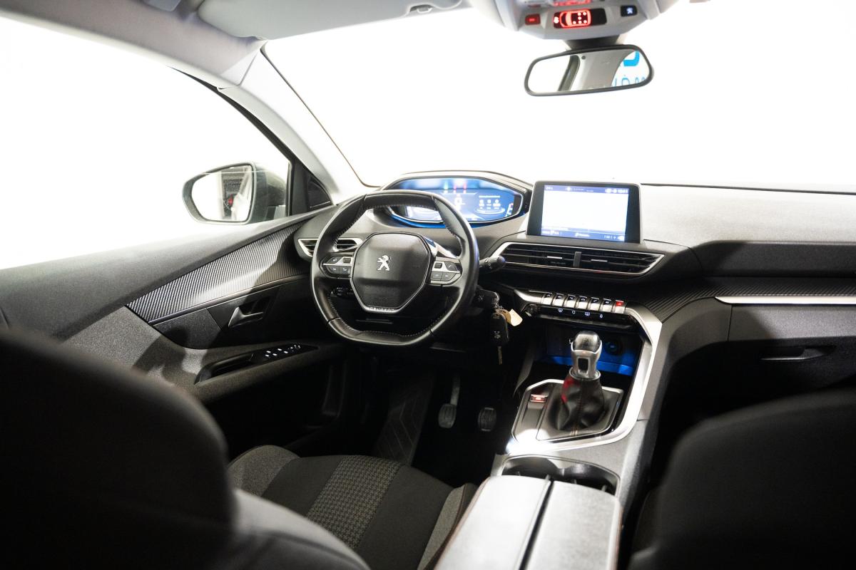 peugeot-5008-2019-gasolina-1199cc