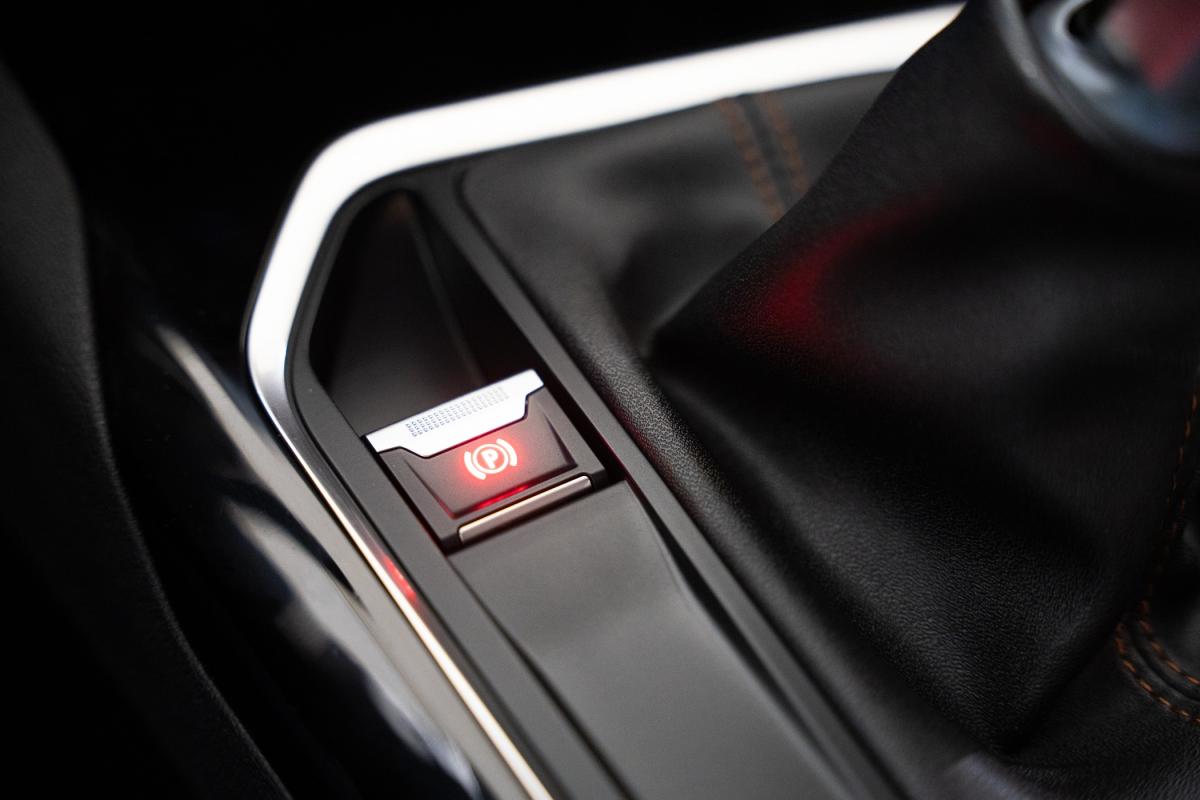 peugeot-5008-2019-gasolina-1199cc