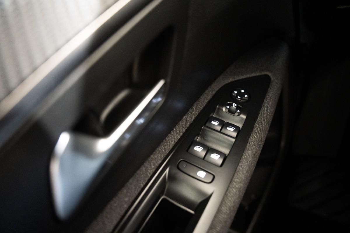 peugeot-5008-2019-gasolina-1199cc