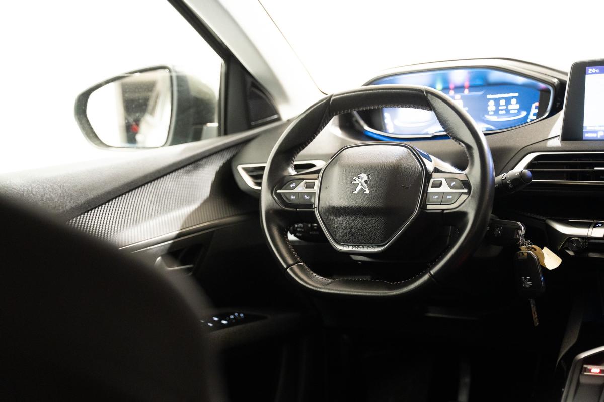 peugeot-5008-2019-gasolina-1199cc