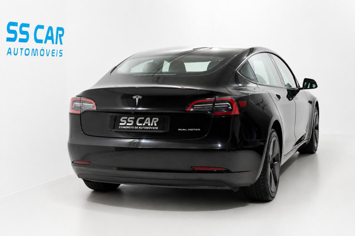 tesla-model-3-2022-eletrico-500cc