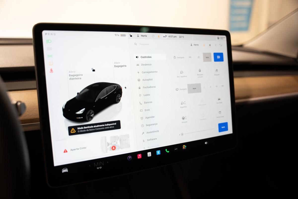 tesla-model-3-2022-eletrico-500cc