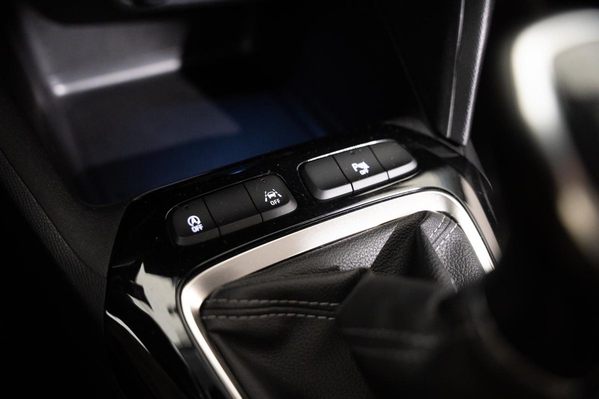opel-corsa-2023-gasolina-1199cc