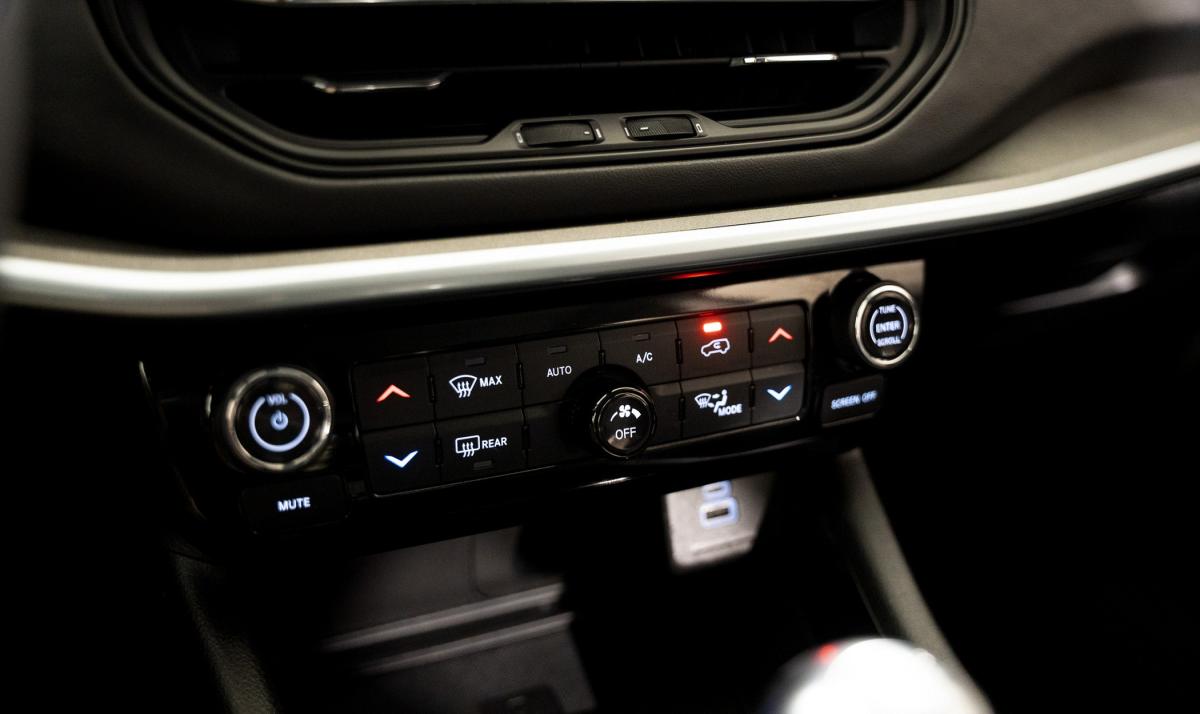 jeep-compass-2022-gasolina-1332cc