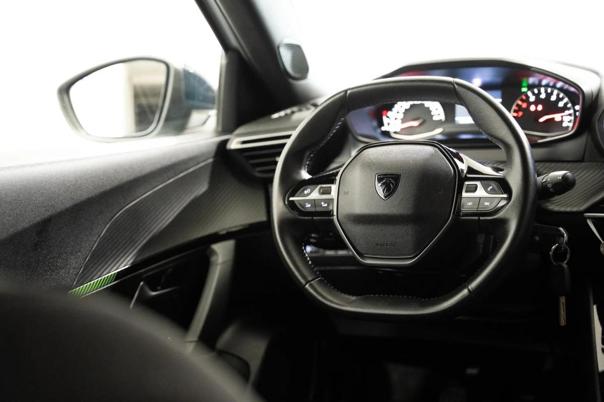 peugeot-2008-2023-gasolina-1199cc