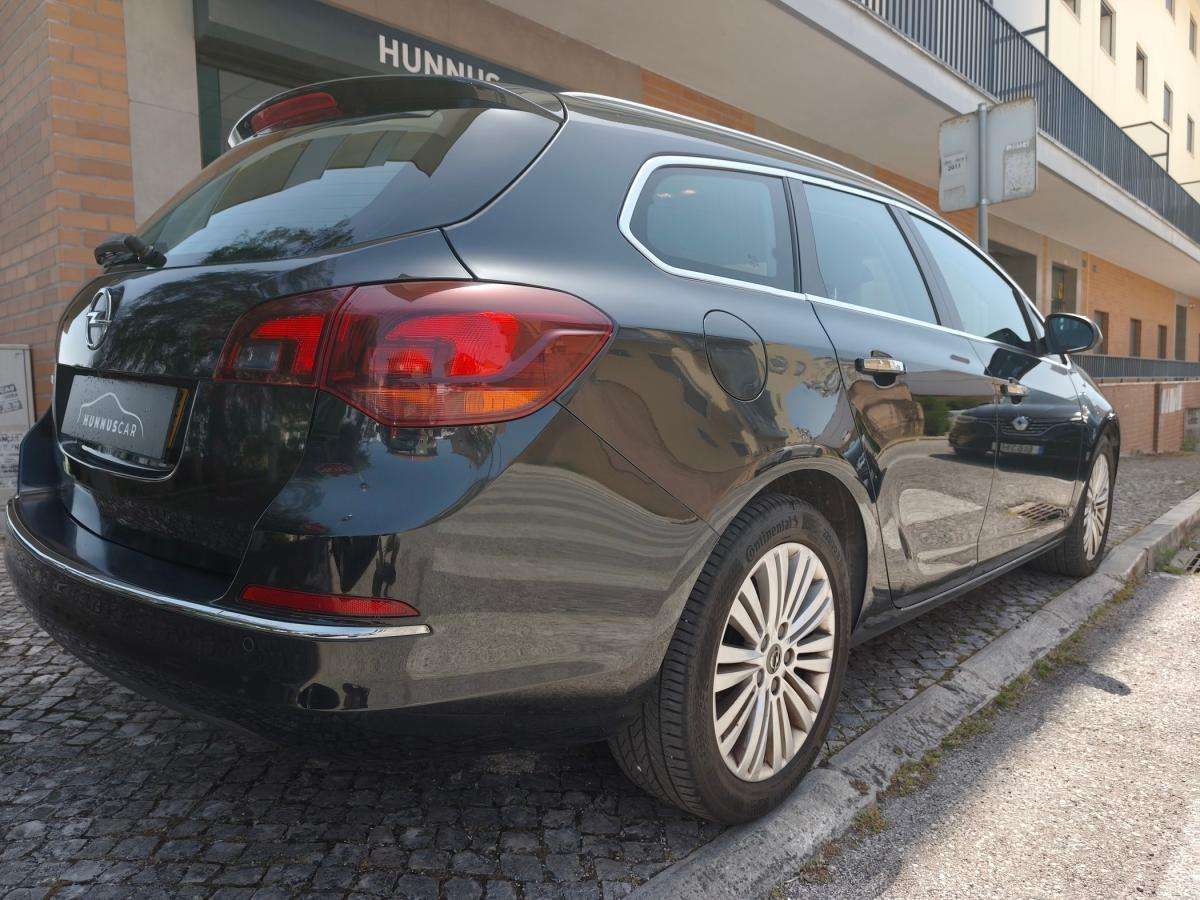 opel-astra-sport-tourer-2012-diesel-1686cc