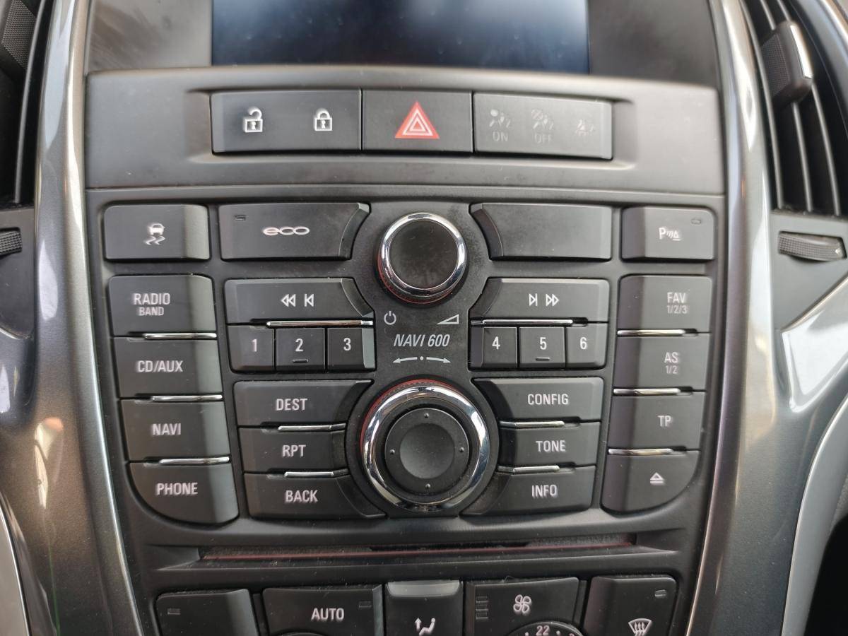 opel-astra-sport-tourer-2012-diesel-1686cc