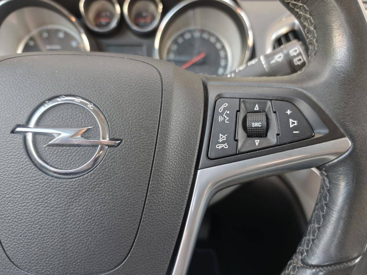 opel-astra-sport-tourer-2012-diesel-1686cc