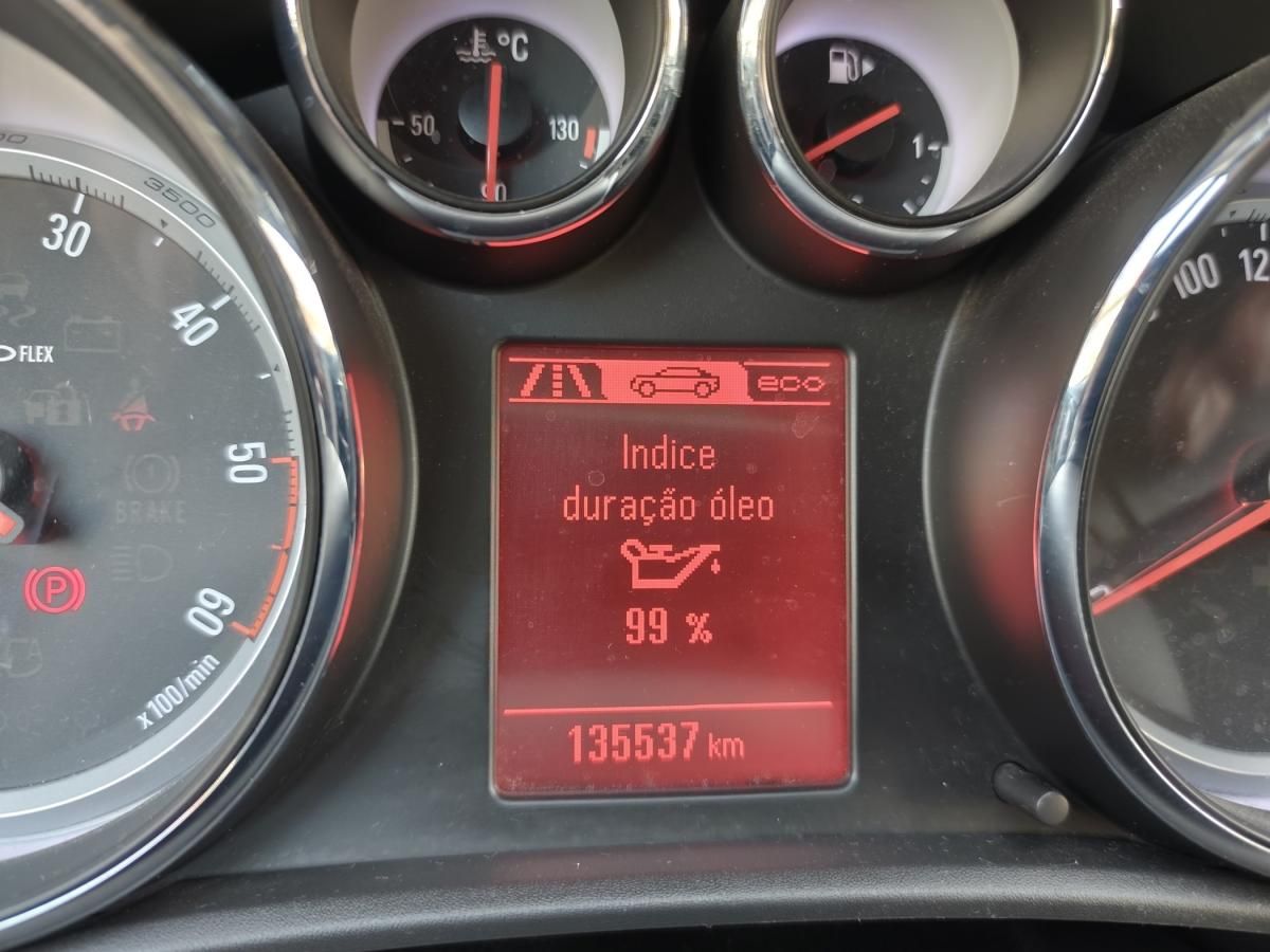 opel-astra-sport-tourer-2012-diesel-1686cc