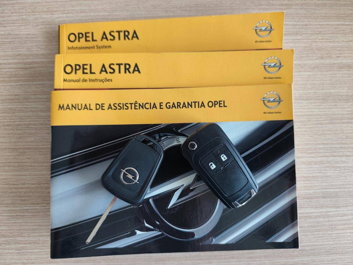 opel-astra-sport-tourer-2012-diesel-1686cc